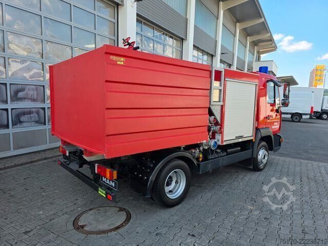 MAN LE 8.150 skumsläckningsfordon 2 500 L SLF 25/25 MAN LE 8.150 Schaum-Löschfahrzeug 2.500L SLF 25/25