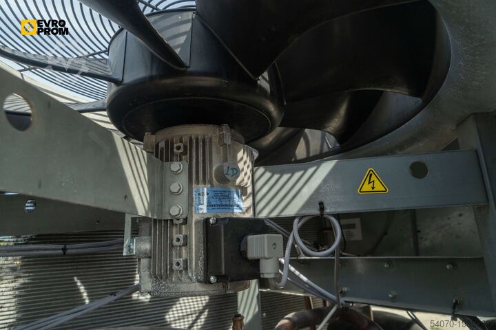 Šaldytuvas Used Aircooled chiller CARRIER 30RBSY060B0021 PE 58 KW. 2016 yom