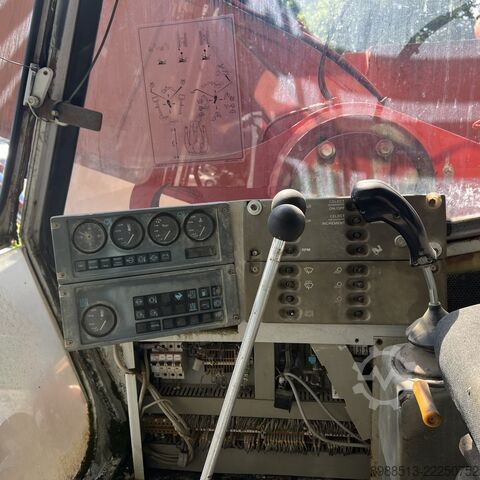 Escavadora de rastos / escavadora hidráulica O&K RH 30E
