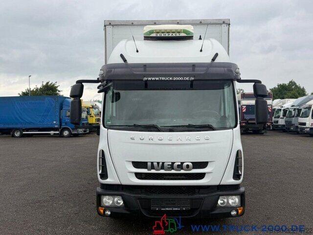 รถตู้ผ้าม่านข้าง Iveco 80E22 Jumbo Schiebeplane L+R Gr. Haus Standklima