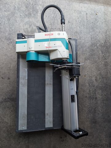 Industrijski robot Bosch turbo scara SR8