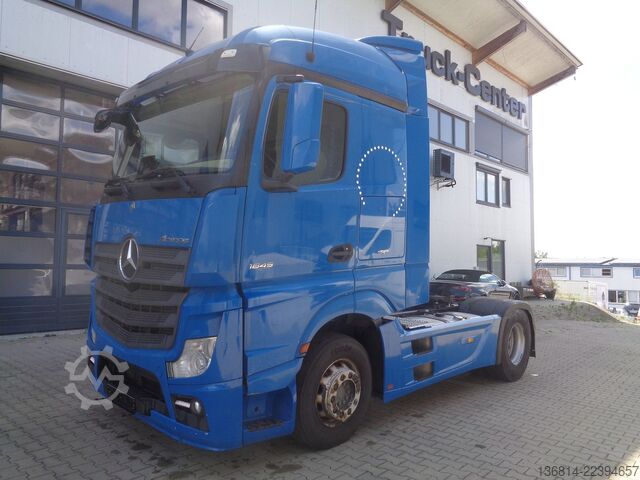 Standardni tegljač MERCEDES-BENZ Actros 1845 LS Safety-Pack Standklima