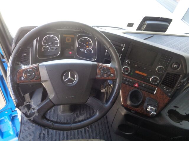 Standardni tegljač MERCEDES-BENZ Actros 1845 LS Safety-Pack Standklima