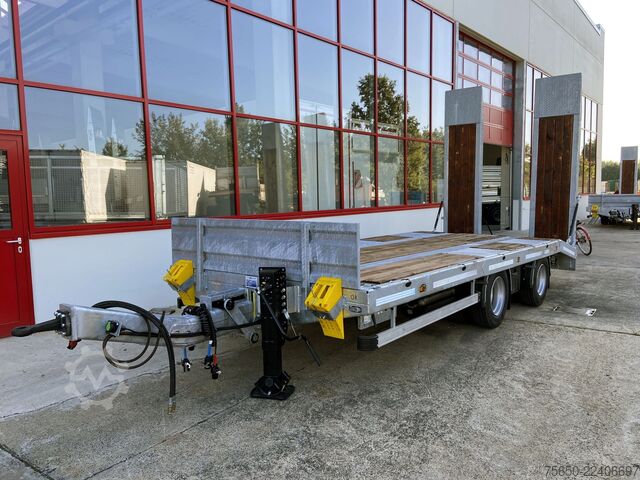 Remolque de plataforma baja Möslein TT21-7,2 Hydr  21 t Tandemtieflader, hydr. Rampen, NEU
