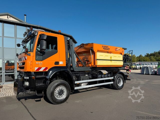 Other IVECO Trakker 330 EEV- Winterdienst- Palfinger