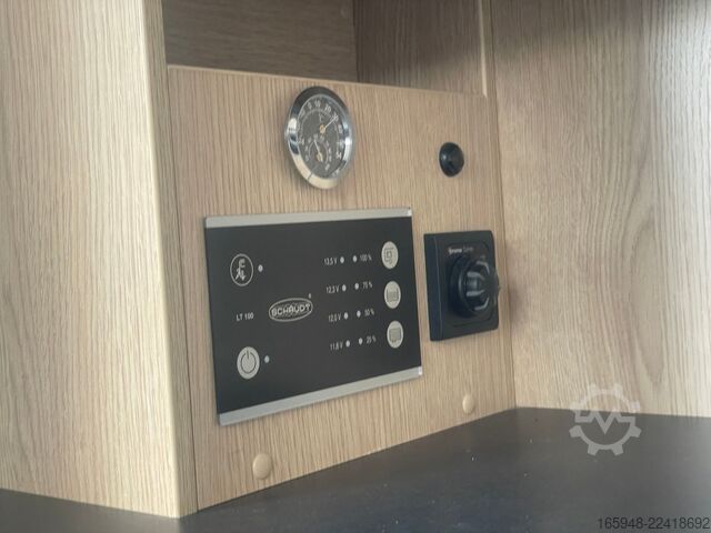 Autocaravana semi-integrada SUNLIGHT T 67 S ADVENTURE EDITION