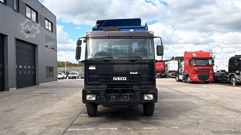 3-way tipper Iveco Eurotrakker 260 E 34 (POMPE MANUELLE / MANUAL P...