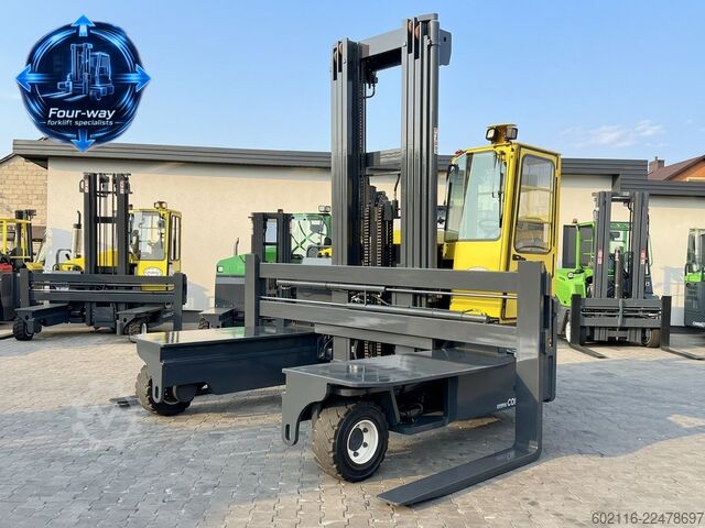 Carretilla retráctil de 4 vías Combilift C8000 GAS TRIPLEX 7600 WIDE POSITIOER