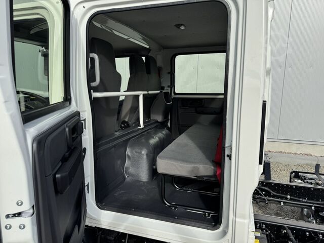 Muu ISUZU M30 M DOKA 7-Sitzer  5.2 l 190 PS Radst. 4.475