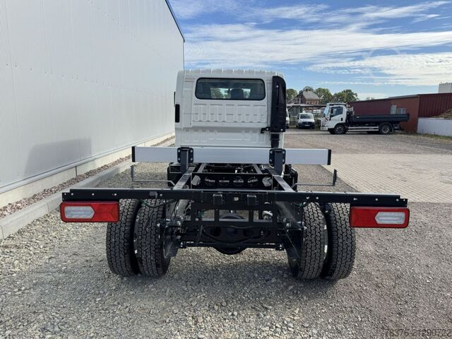 Muu ISUZU M30 M DOKA 7-Sitzer  5.2 l 190 PS Radst. 4.475