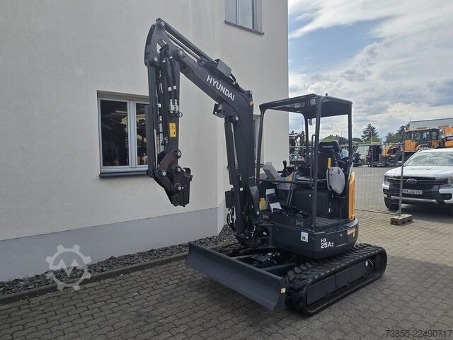 Mini-pelle < 7t Hyundai HX25AZ