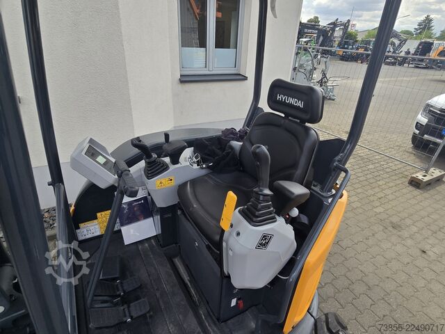 Mini-pelle < 7t Hyundai HX25AZ