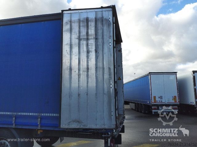 Otvorena poluprikolica s ceradom Schmitz Cargobull Semitrailer Curtainsider Standard