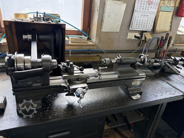 Precision turning lathe Schaublin 102