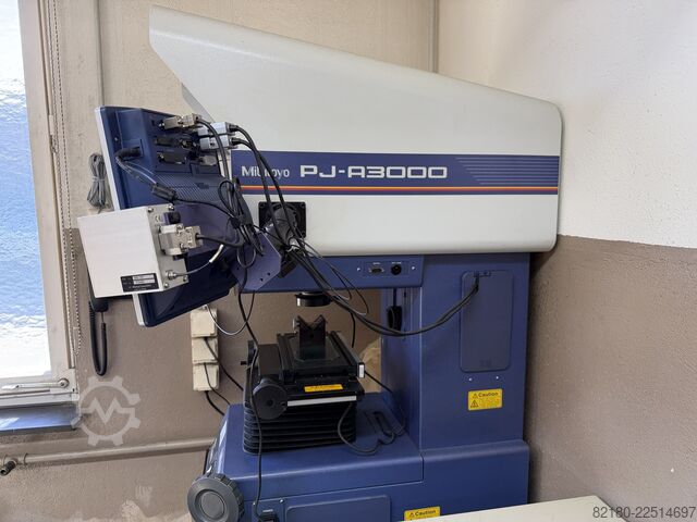 Profile projector Mitutoyo PJ-A 3000