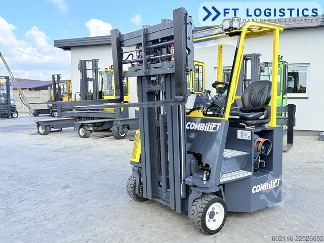 Forklift empat arah Combilift CB2500 GAS TRIPLEX 4900 FORK POSITIONER