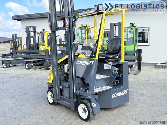 Forklift empat arah Combilift CB2500 GAS TRIPLEX 4900 FORK POSITIONER