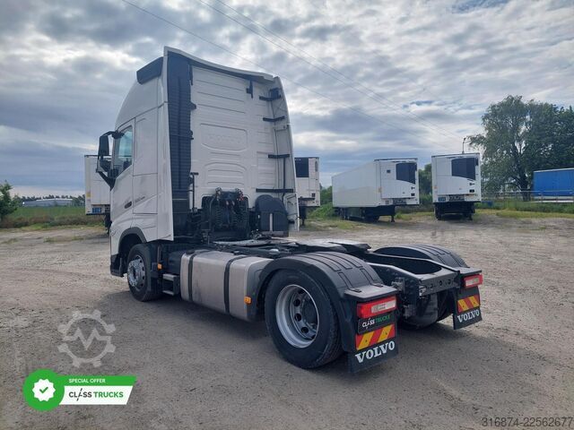 τυπική μονάδα τράκτορα VOLVO FH 500 Globetrotter XL