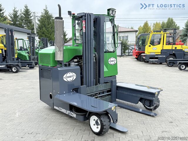 Forklift empat arah Combilift C3000 DIESEL TRIPLEX 4900 POSITIONER