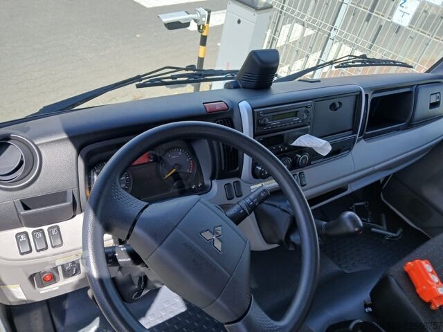  Fuso Canter 7C15 Fassi Kran 3-seiten Kipper