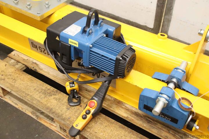 Potence pivotante sur colonne, flèche 2,00 m / 125 kg DEMAG WSK 125