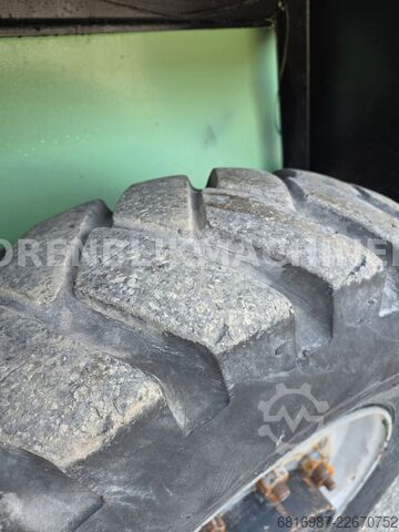 टावर क्रेन TEREX KOEHRING LTR110