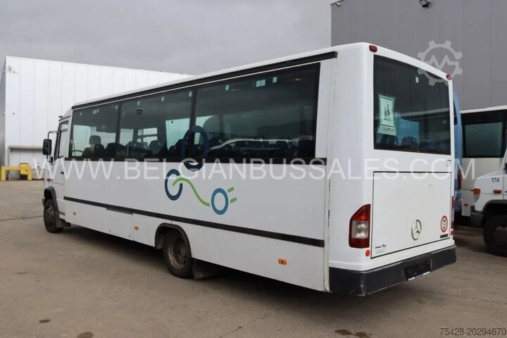 Minibus Mercedes VARIO O 813 DE