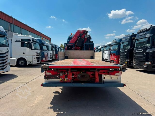 Camión de plataforma SCANIA R 490 * RETARDER * FASSI 14 M * LENK/LIFTACHSE *