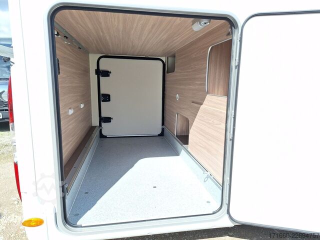 세미 인티그레이티드 캠퍼 BÜRSTNER Limited T 727 G