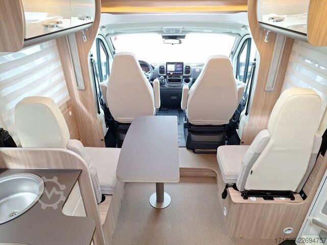 세미 인티그레이티드 캠퍼 BÜRSTNER Limited T 727 G