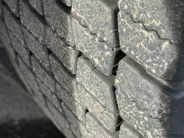 Camião porta-contentores de gancho MERCEDES-BENZ ACTROS 2543 L / Hyva Lift 20.60 S