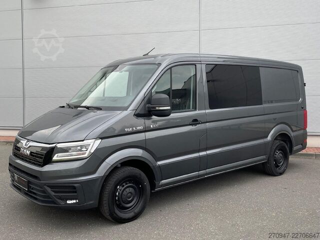 パネルバン MAN TGE 3.180 L3H2 MIXTO 4x4 AUTOM ACC STANDH SITZH