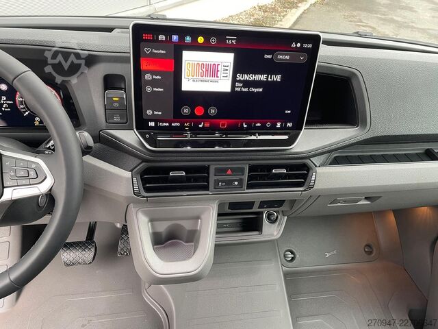 パネルバン MAN TGE 3.180 L3H2 MIXTO 4x4 AUTOM ACC STANDH SITZH