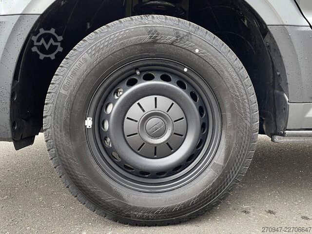 パネルバン MAN TGE 3.180 L3H2 MIXTO 4x4 AUTOM ACC STANDH SITZH