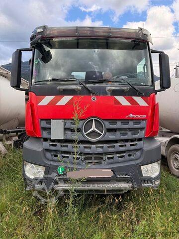 کامیون کمپرسی MERCEDES-BENZ Arocs 4142 Kipper 8x6 2021