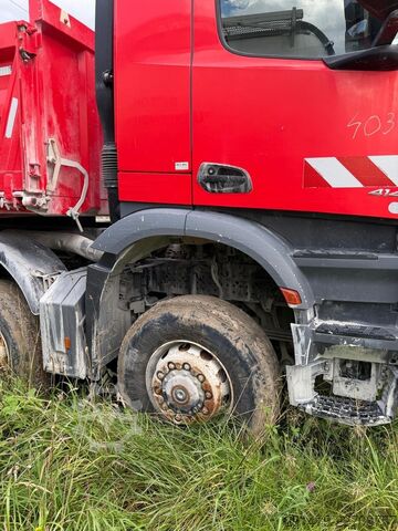 کامیون کمپرسی MERCEDES-BENZ Arocs 4142 Kipper 8x6 2021