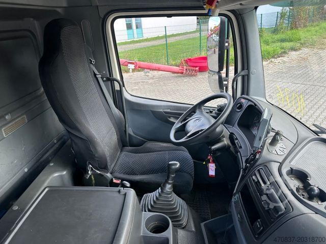 Camión plataforma con toldo MERCEDES-BENZ Atego 1226 / LBW / 8 Gang Schalter