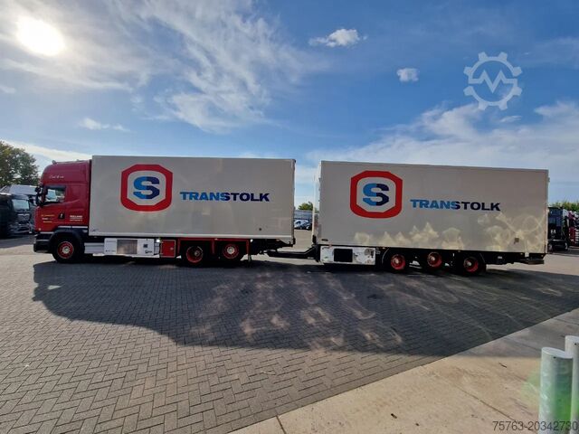 Transporte refrigerado/congelado Scania R580 Topline 6x2*4 Frigo + Burg trailer - Retar...