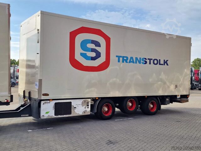 Transporte refrigerado/congelado Scania R580 Topline 6x2*4 Frigo + Burg trailer - Retar...