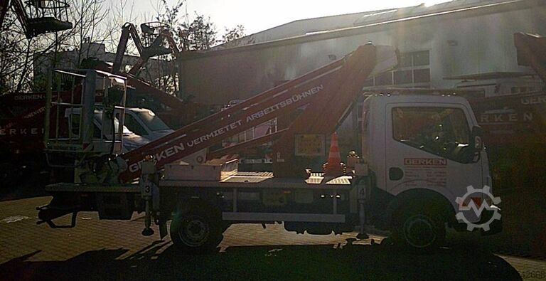 Knúinn vinnupallur á vörubíl Multitel MT162EX