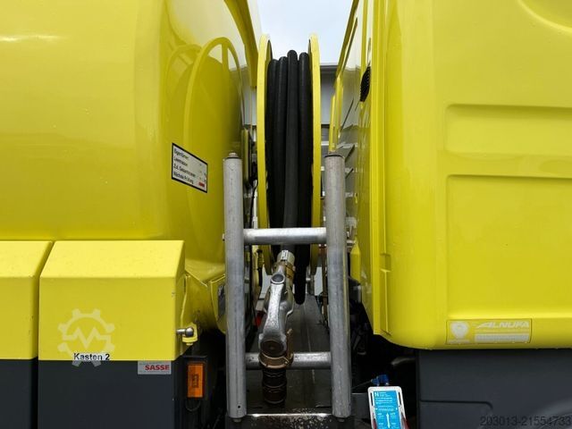 Truk tangki Scania R440