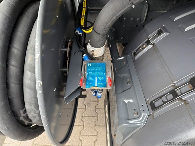 Truk tangki Scania R440