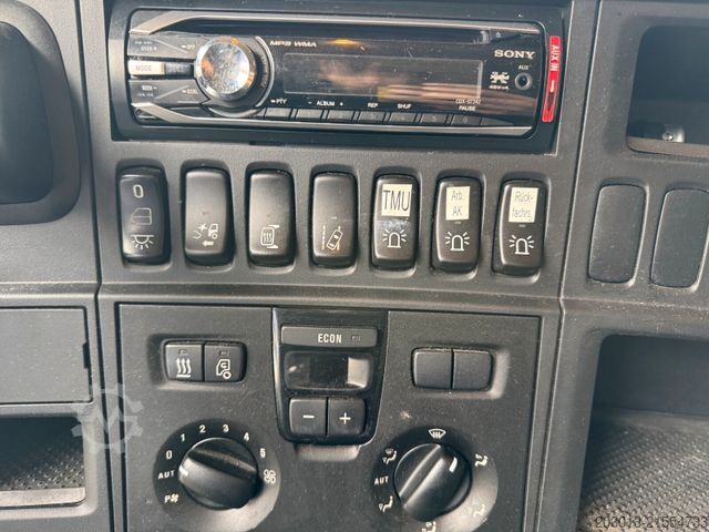 Truk tangki Scania R440