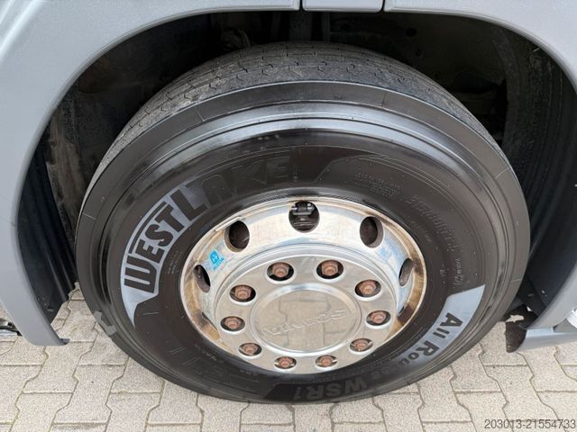 Truk tangki Scania R440