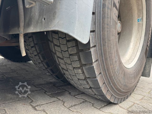 Truk tangki Scania R440