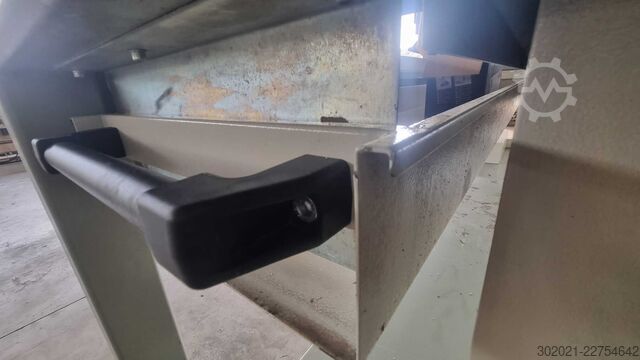 Centru de prelucrare CNC cu 3 axe pentru aluminiu/PVC Emmegi Phantomatic