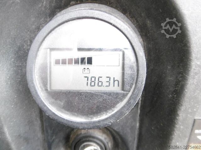 手动堆高车 STILL EXV 10