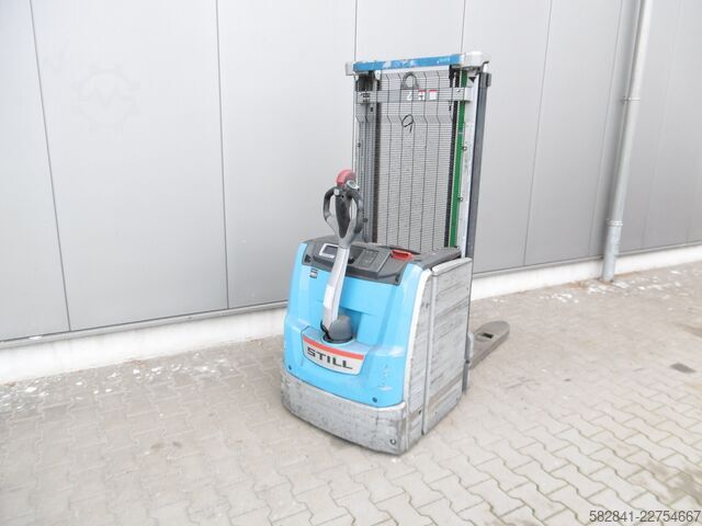 Manual stacker STILL EXV 20