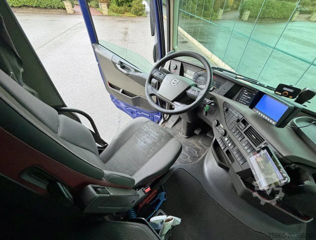 Τυπική μονάδα τράκτορα VOLVO FH 460 GLOBETROTTER 2x TANKS 811.000 KM TOP COND