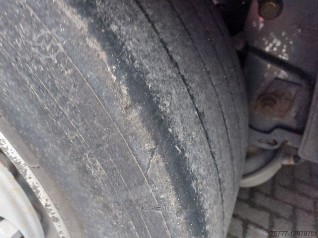 Semi-remorque frigorifique KRONE Tiefkühl- Doppelstock- Trennwnad-LIFT-BPW